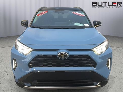 Certified 2025 Toyota RAV4 XSE w/ Weather Package AWD/4WD image 9