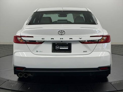 Certified 2026 Toyota Camry SE w/ Convenience Package FWD image 11
