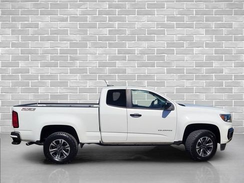 Certified 2022 Chevrolet Colorado Z71 w/ Safety Package AWD/4WD image 4
