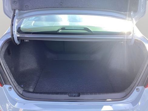 Used 2022 Honda Accord Sport image 11