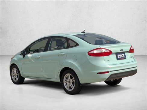 Used 2017 Ford Fiesta SE FWD image 8