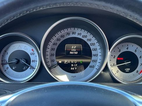 Used 2013 Mercedes-Benz C 250 Sedan image 8