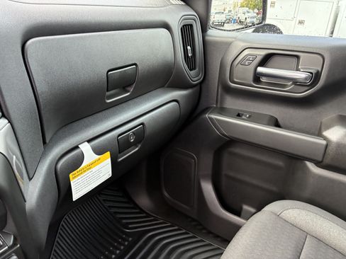 Used 2026 Chevrolet Silverado 1500 Custom AWD/4WD image 34