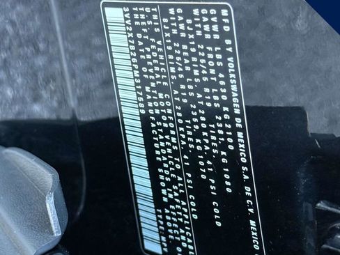 Certified 2023 Volkswagen Taos SEL image 27