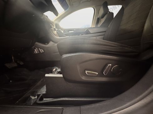 Used 2017 Ford Edge SEL w/ Cargo Accessory Package image 31