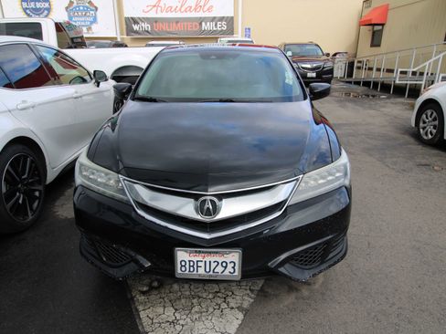 Used 2017 Acura ILX image 3