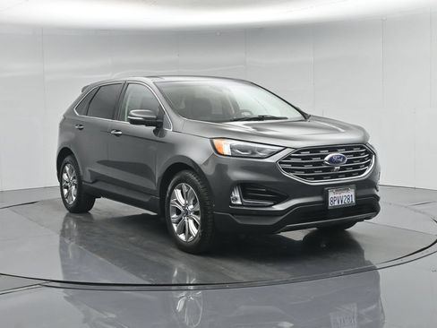 Used 2020 Ford Edge Titanium w/ Equipment Group 301A AWD/4WD image 59