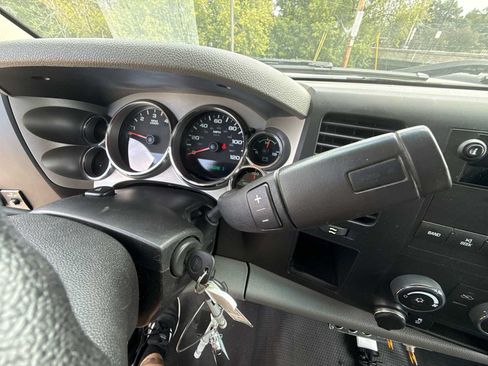 Certified 2013 Chevrolet Silverado 2500 W/T RWD image 15