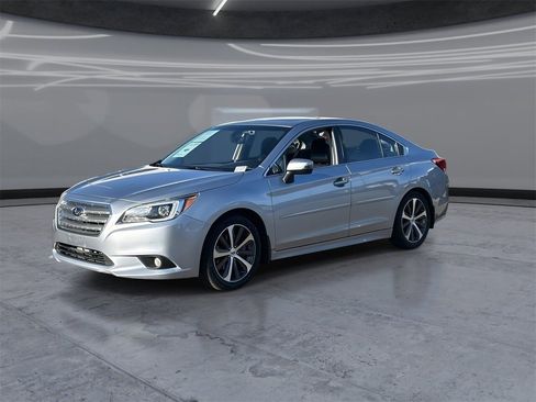 Used 2017 Subaru Legacy 3.6R Limited image 3