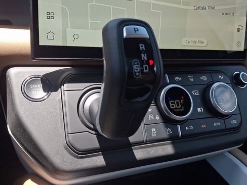 New 2026 Land Rover Defender 110 S AWD/4WD image 14