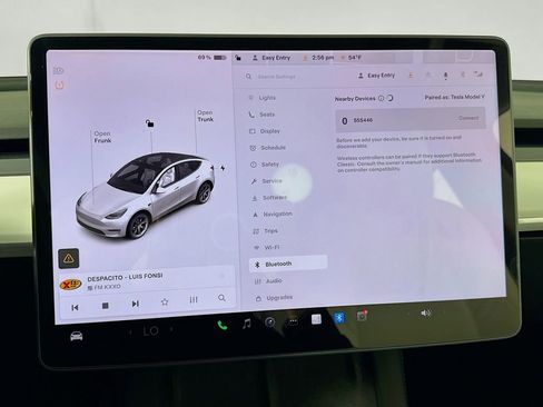 Used 2021 Tesla Model Y Long Range AWD/4WD image 49