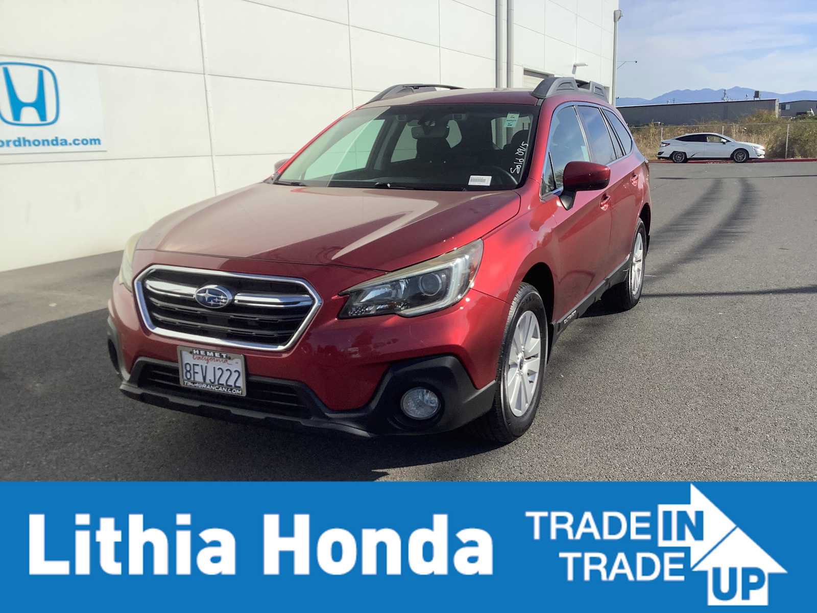 Used 2019 Subaru Outback 2.5i Premium w/ Popular Package #2 AWD/4WD image 1