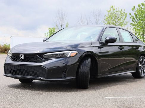New 2026 Honda Civic Sport Touring image 3