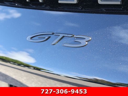 Used 2022 Porsche 911 GT3 RWD image 8