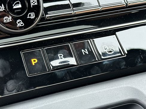 New 2026 Nissan Armada Platinum Reserve image 38