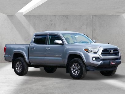 Used 2016 Toyota Tacoma SR5 w/ SR5 Appearance Package (SN)