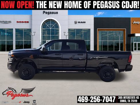 New 2026 RAM 2500 Tradesman AWD/4WD image 3