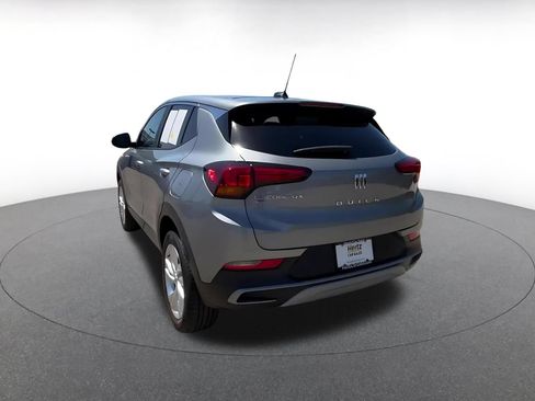 Used 2025 Buick Encore GX Preferred AWD/4WD image 11