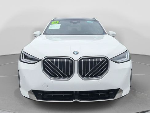 Used 2025 BMW X3 xDrive30i AWD/4WD image 9