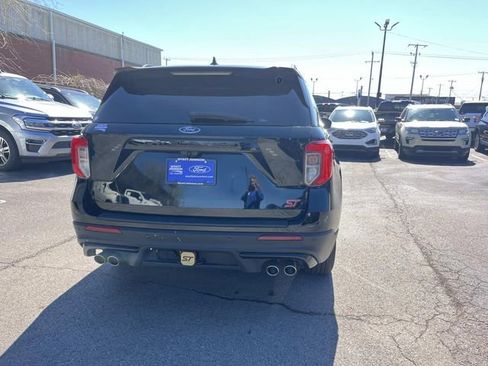 Certified 2022 Ford Explorer ST image 4
