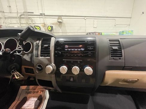 Used 2012 Toyota Tundra 4x4 Double Cab w/ Tow Pkg image 24