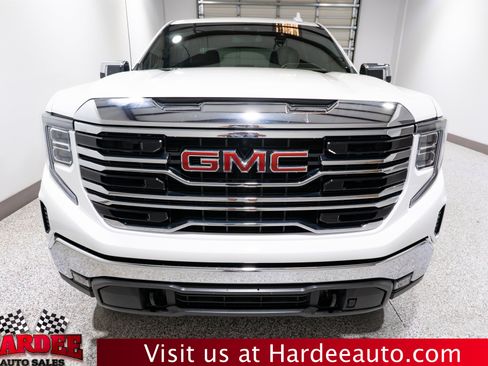 Used 2023 GMC Sierra 1500 SLT w/ SLT Convenience Package AWD/4WD image 7