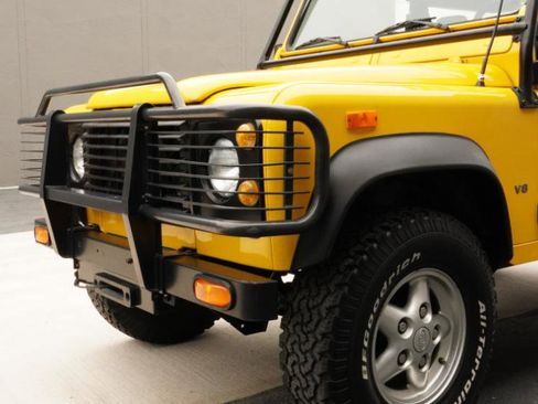 Used 1994 Land Rover Defender 90 image 33
