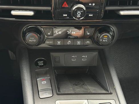 New 2026 Nissan Kicks SV w/ Charging Package FWD image 25