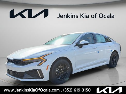 New 2026 Kia K5 LXS FWD image 7