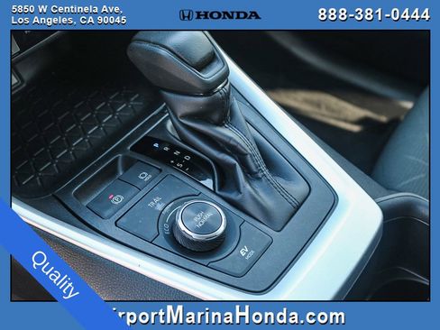 Used 2024 Toyota RAV4 XLE w/ Convenience Package image 19