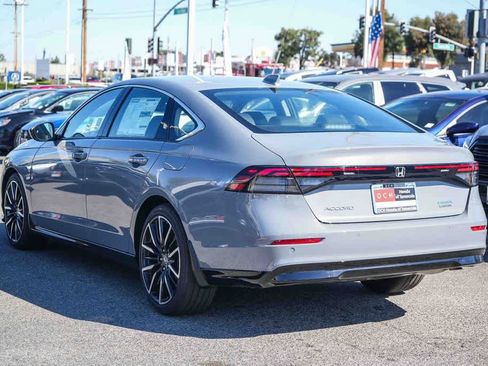 New 2026 Honda Accord Touring image 8