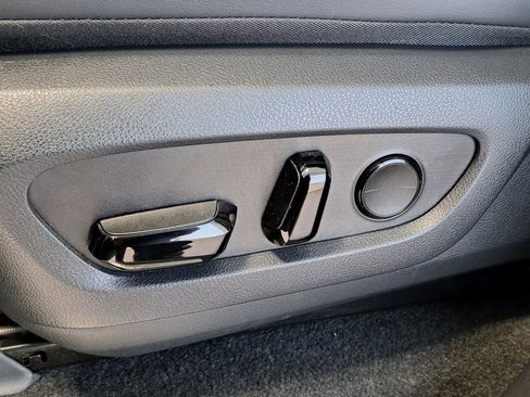 Used 2024 Lexus GX 550 image 25