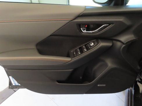 New 2025 Subaru Crosstrek 2.5i Limited w/ Crosstrek Mirror Package image 12