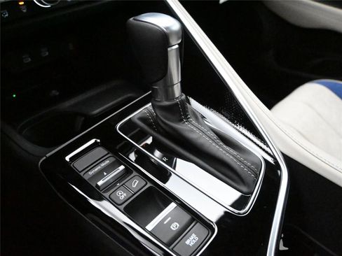 New 2025 Acura ADX A-Spec image 5