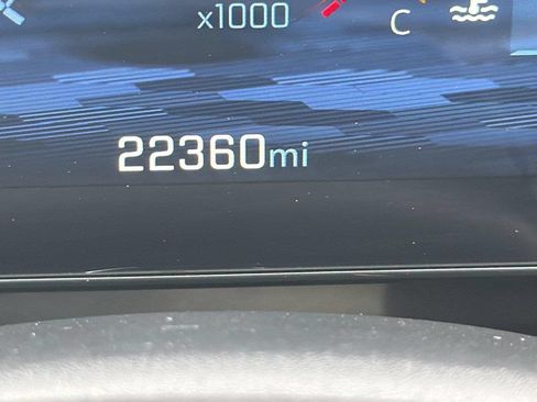 Used 2025 Chevrolet Equinox LT w/ Safety and Technology Package FWD image 29
