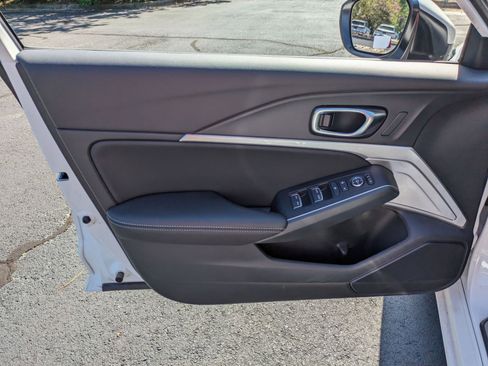 New 2025 Acura Integra A-Spec image 10