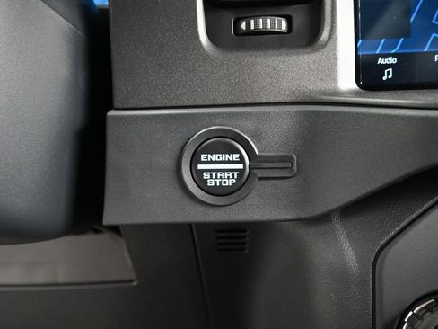 New 2025 Ford Bronco Badlands image 15