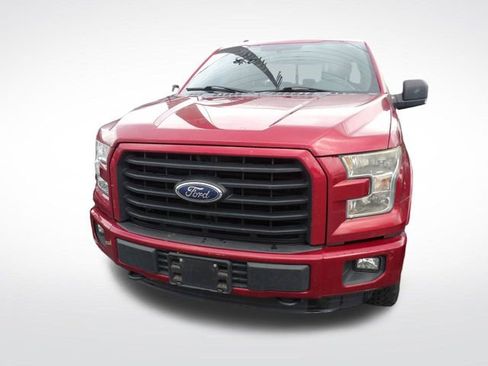 Used 2016 Ford F150 XLT w/ Equipment Group 302A Luxury AWD/4WD image 8