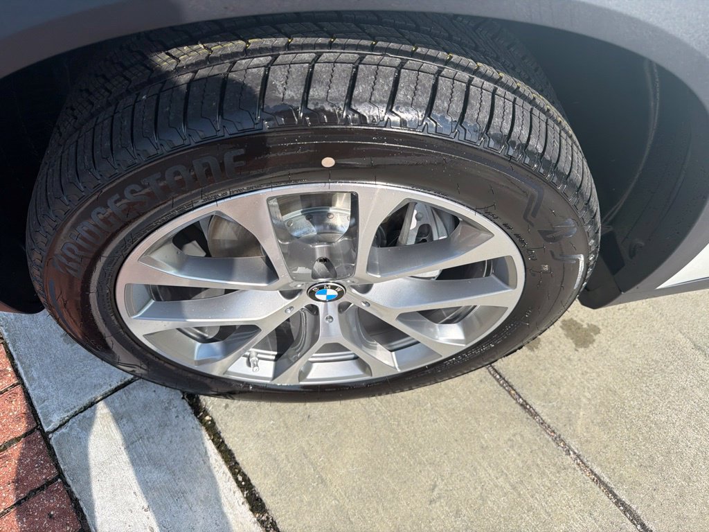 New 2026 BMW X5 xDrive40i w/ Premium Package AWD/4WD image 9
