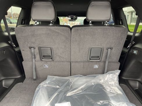 New 2025 Jeep Grand Cherokee L Limited image 37