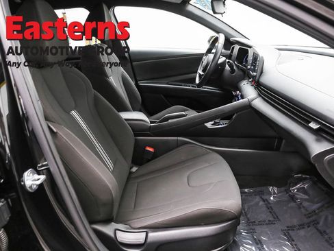 Used 2025 Hyundai Elantra Sport w/ Cargo Package image 24