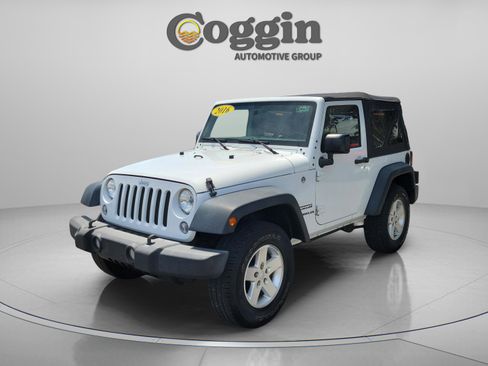 Used 2016 Jeep Wrangler Sport w/ Connectivity Group AWD/4WD image 1