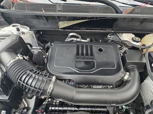 Used 2023 GMC Acadia SLT image 27