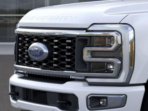 New 2025 Ford F350 Platinum w/ Platinum Plus Package image 17