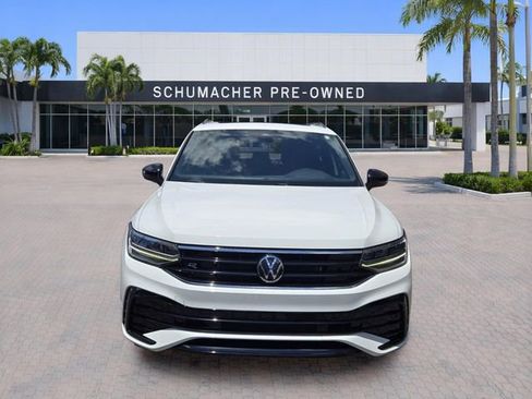 Used 2022 Volkswagen Tiguan SE R-Line FWD image 2