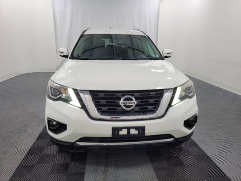 Used 2017 Nissan Pathfinder SV AWD/4WD image 14