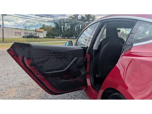 Used 2018 Tesla Model 3 Long Range image 10