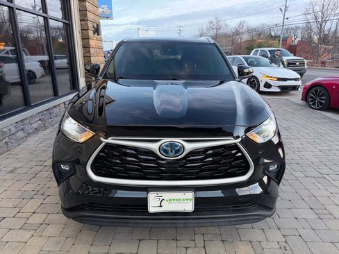 Used 2023 Toyota Highlander XLE image 20