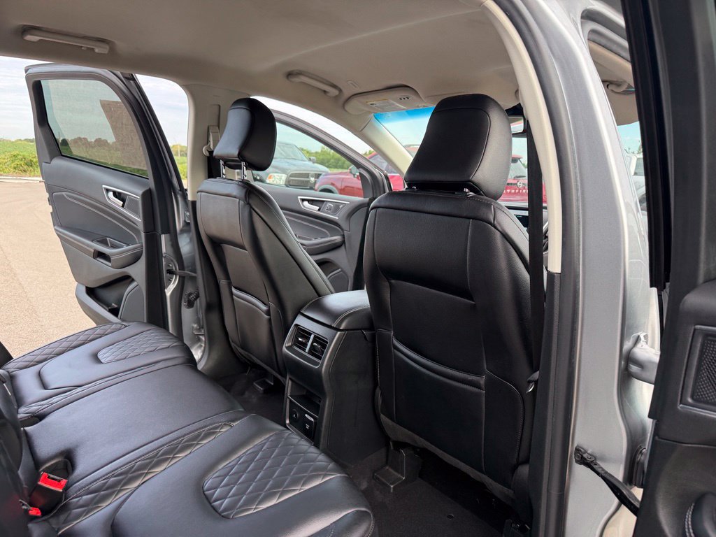 Used 2023 Ford Edge Titanium AWD/4WD image 20