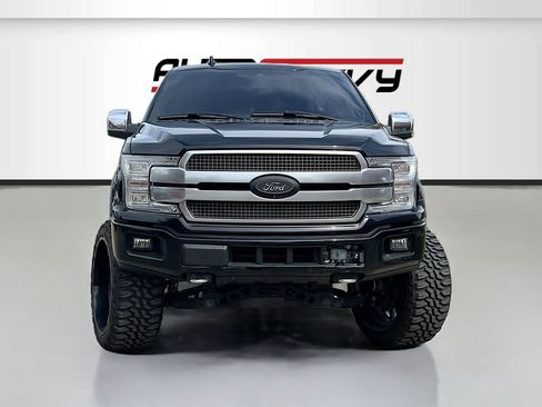 Used 2018 Ford F150 Platinum w/ Equipment Group 701A Luxury image 2